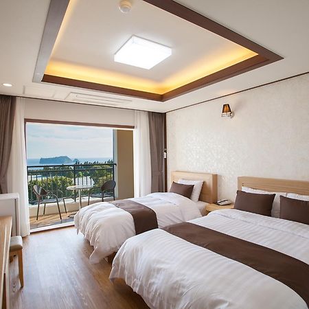 Fellisia Hotel Szogüpho Kültér fotó