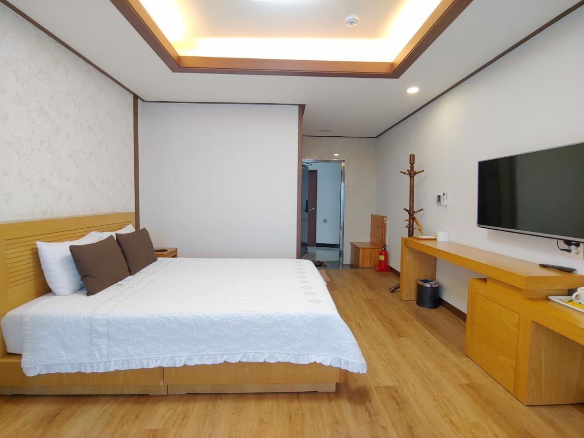 Fellisia Hotel Szogüpho Kültér fotó