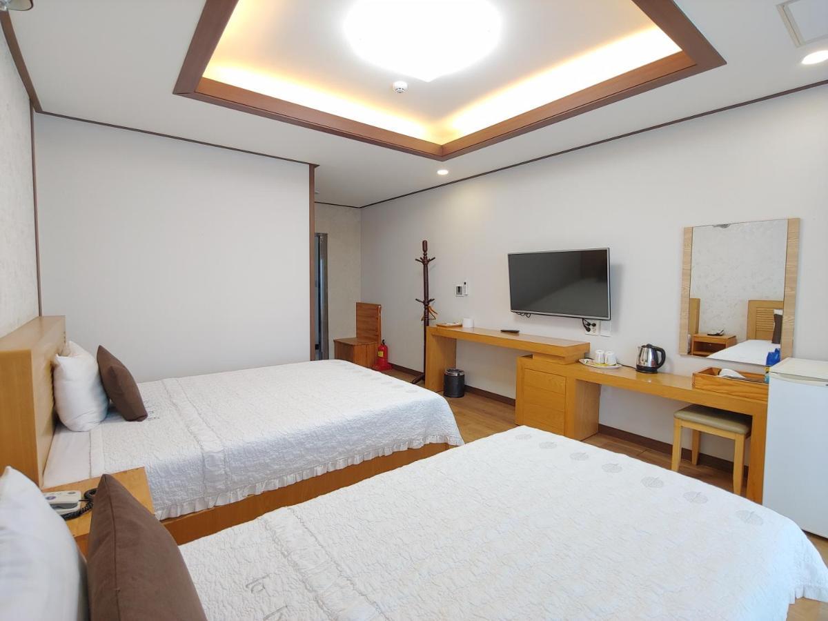 Fellisia Hotel Szogüpho Kültér fotó