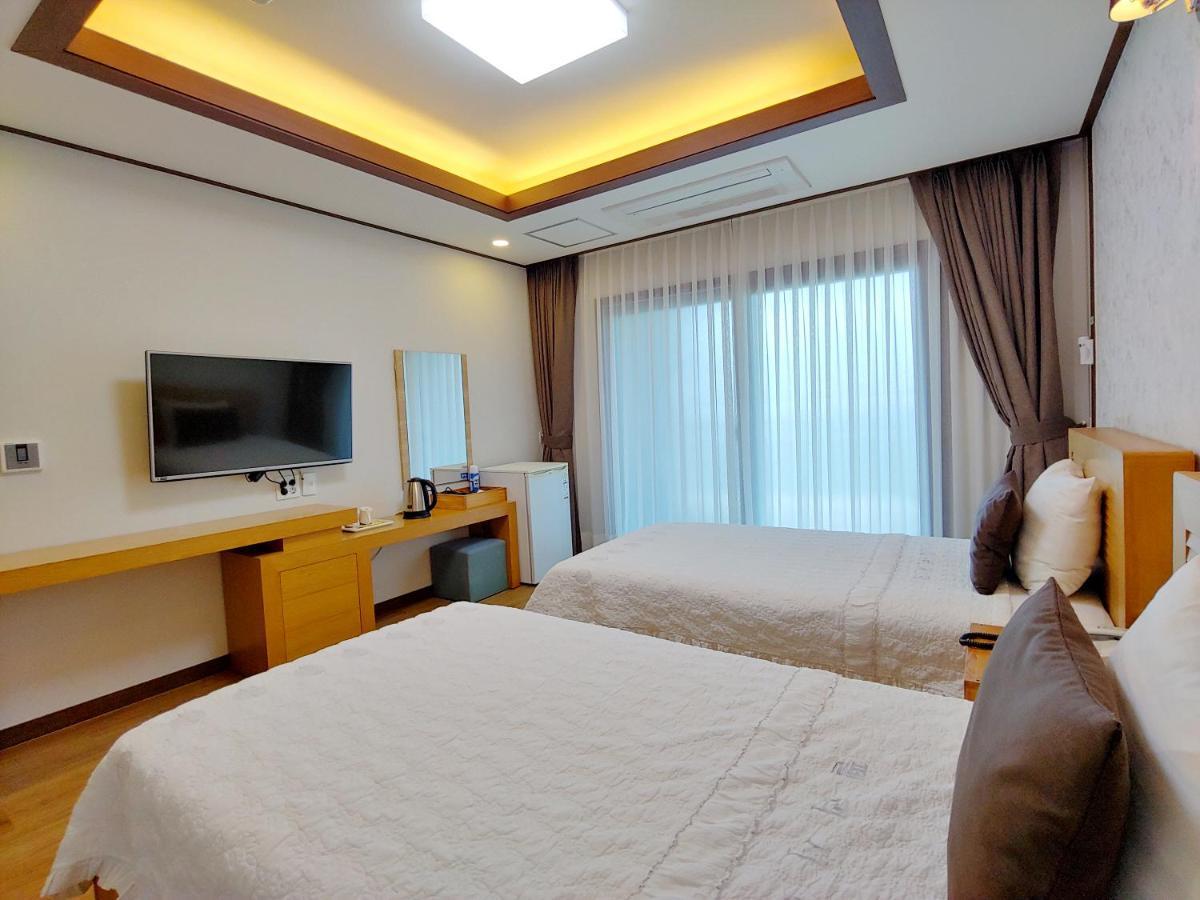 Fellisia Hotel Szogüpho Kültér fotó