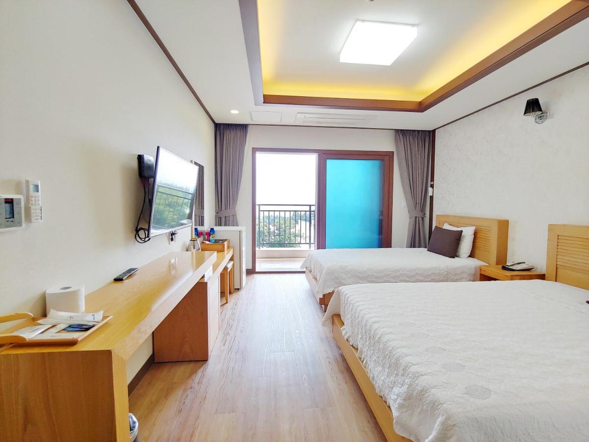 Fellisia Hotel Szogüpho Kültér fotó