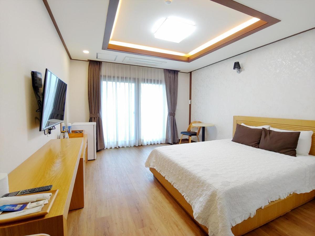 Fellisia Hotel Szogüpho Kültér fotó