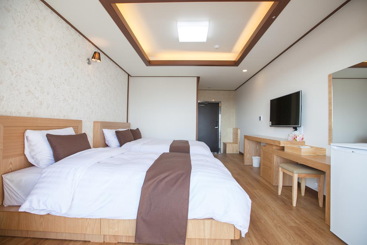 Fellisia Hotel Szogüpho Kültér fotó